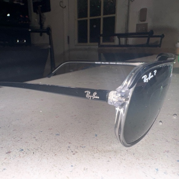 Ray bans never worn authentic - Picture 7 of 7